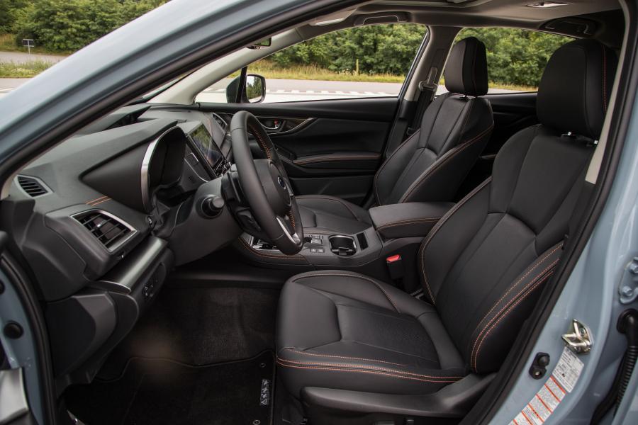 Интерьер Subaru XV 2017 года  (WW) (фото 39 из 47)